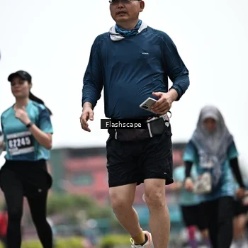 Runner Photo 8930241
