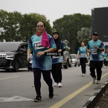 Runner Photo 8930272