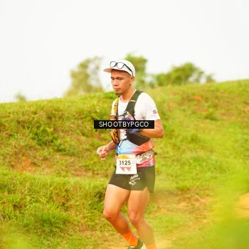 Runner Photo 8930276