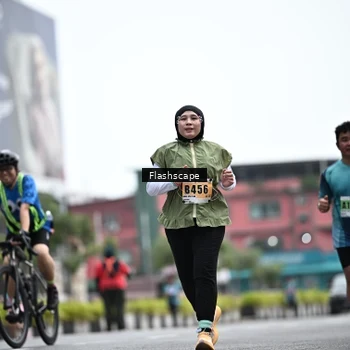 Runner Photo 8930310