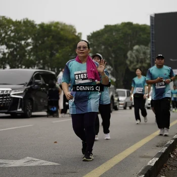 Runner Photo 8930332