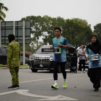 Runner Photo 8930364
