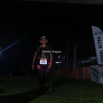 Runner Photo 8930372