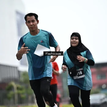 Runner Photo 8930399