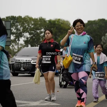 Runner Photo 8930410