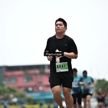 Runner Photo 8930411