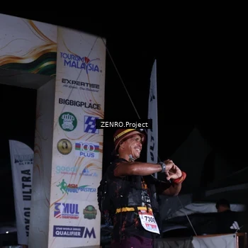 Runner Photo 8930415