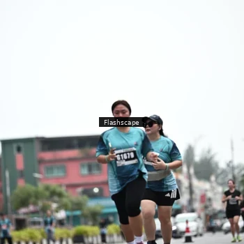 Runner Photo 8930419