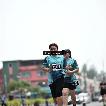 Runner Photo 8930424
