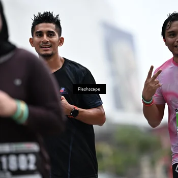 Runner Photo 8930472