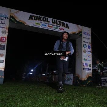 Runner Photo 8930476