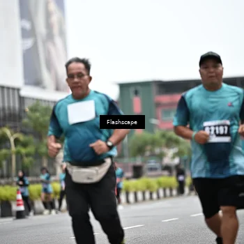 Runner Photo 8930515