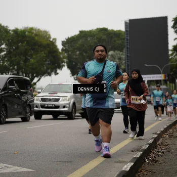 Runner Photo 8930524