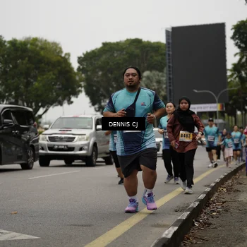 Runner Photo 8930526