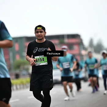 Runner Photo 8930535