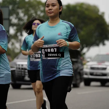 Runner Photo 8930575