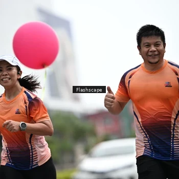 Runner Photo 8930685