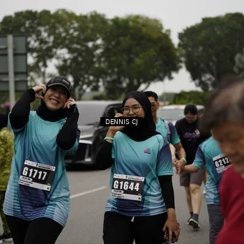 Runner Photo 8930709