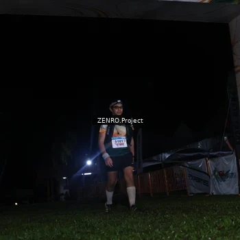 Runner Photo 8930722
