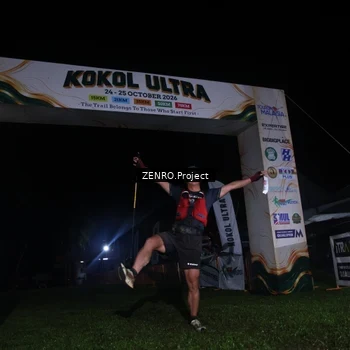 Runner Photo 8930745