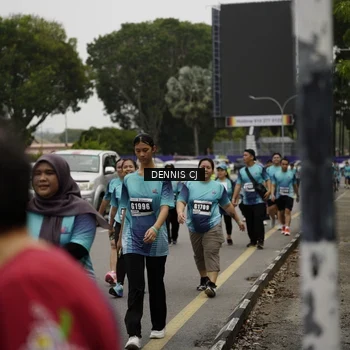 Runner Photo 8930759