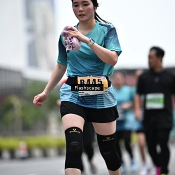 Runner Photo 8930789