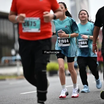 Runner Photo 8930840