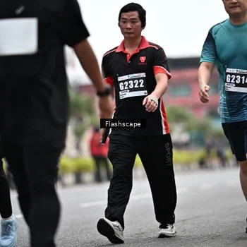 Runner Photo 8930843