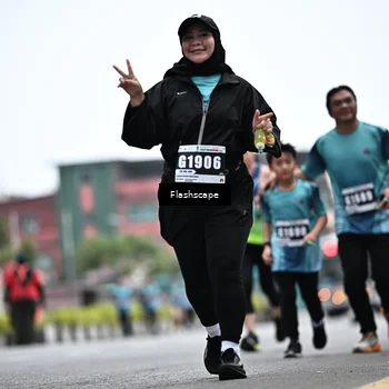Runner Photo 8930896