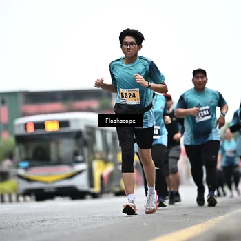 Runner Photo 8930973