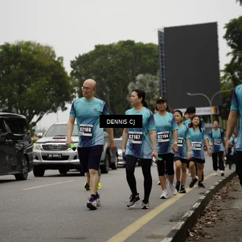 Runner Photo 8930986