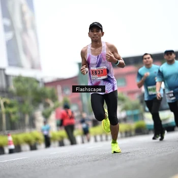 Runner Photo 8931124