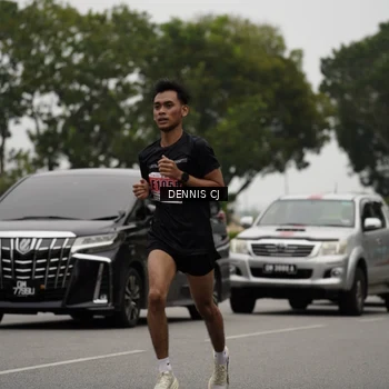 Runner Photo 8931252