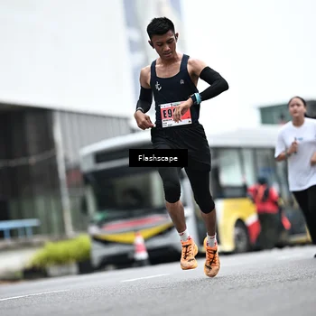 Runner Photo 8931364