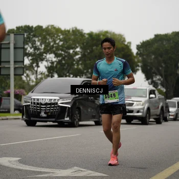 Runner Photo 8931513