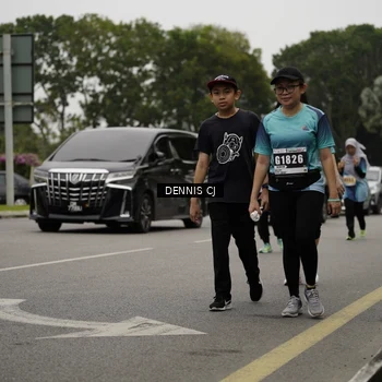 Runner Photo 8931852