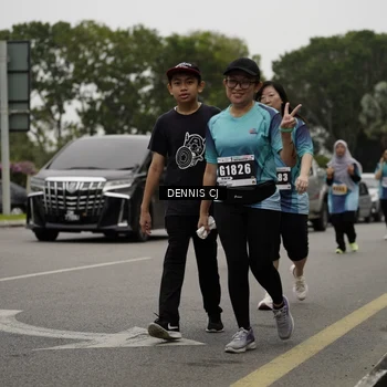 Runner Photo 8931876