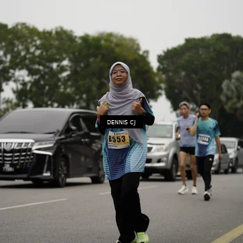 Runner Photo 8931943