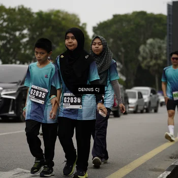 Runner Photo 8932043