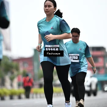Runner Photo 8932074