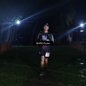 Runner Photo 8932123