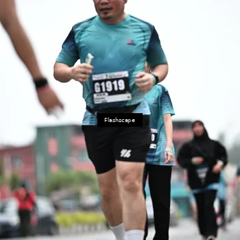 Runner Photo 8932215