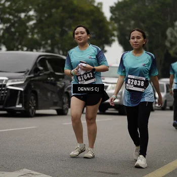 Runner Photo 8932216