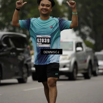 Runner Photo 8932254