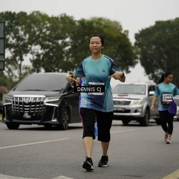 Runner Photo 8932317