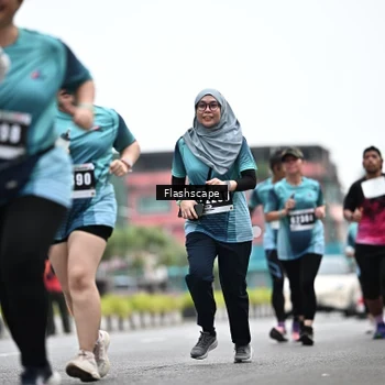 Runner Photo 8932320