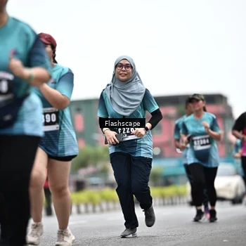 Runner Photo 8932331