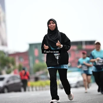 Runner Photo 8932348