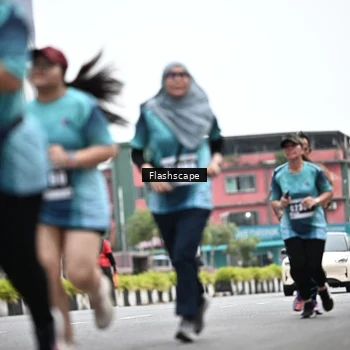 Runner Photo 8932352