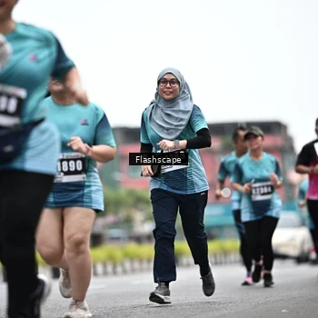 Runner Photo 8932385